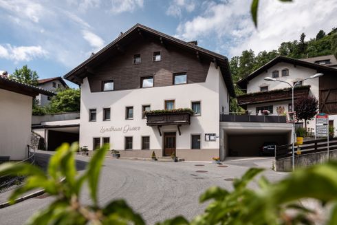 Landhaus Gasser direkt im Zentrum von Wenns